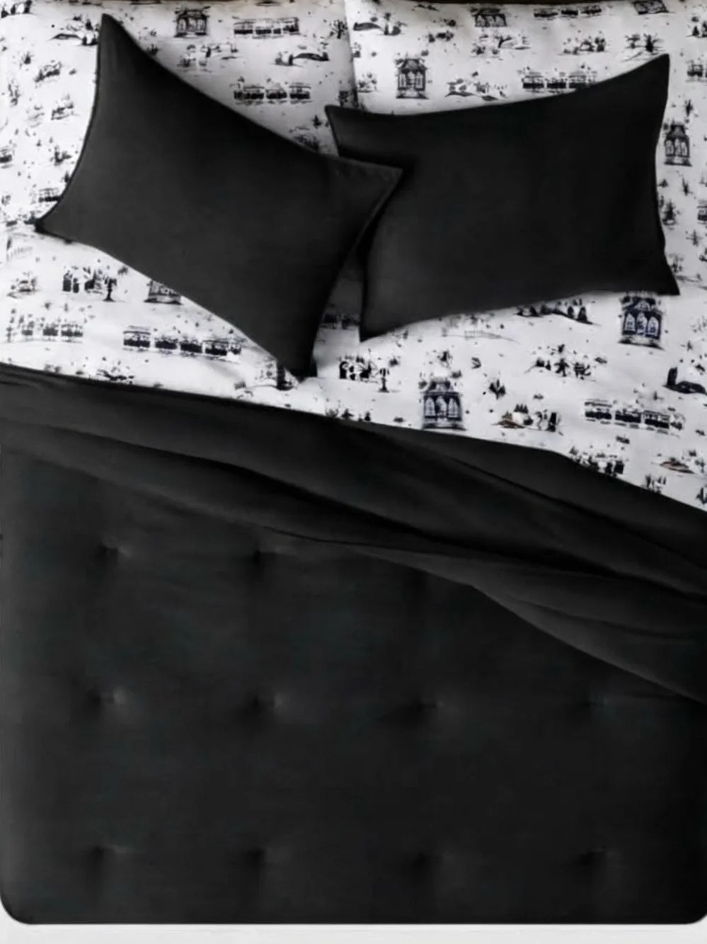 Halloween Village Black and White Cotton Full Sheet Set